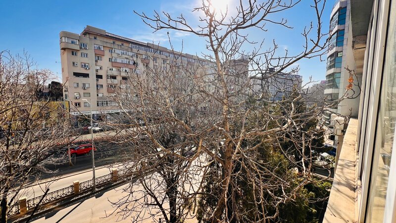 Victoriei ultracentral Str.Louis Blanc Nr.2, spatiu birouri 86 MP, 3 camere